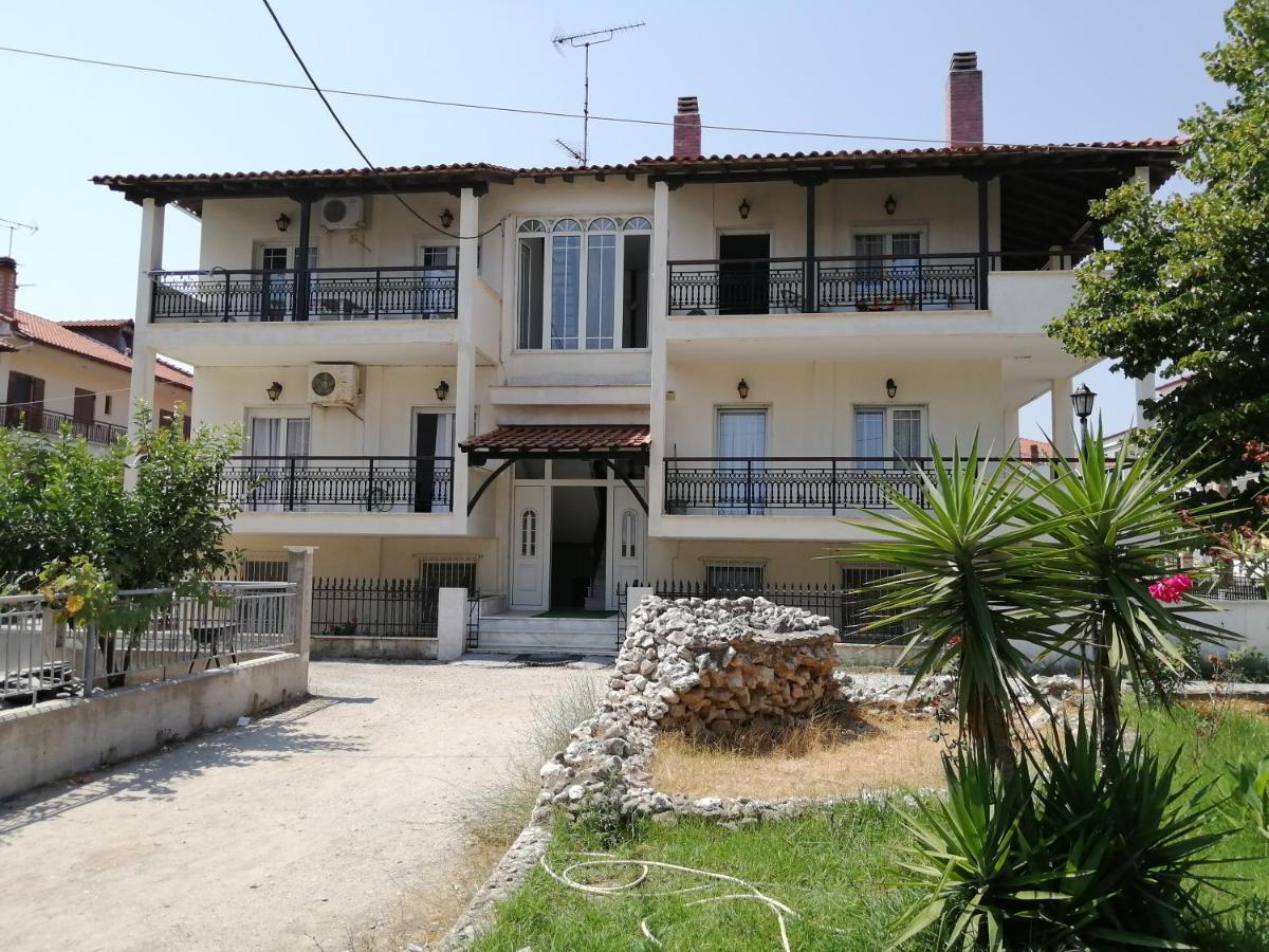 Villa Alexandra Ierissós Exterior foto