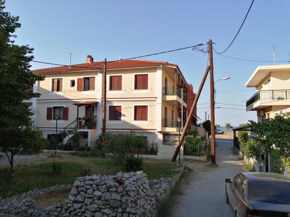 Villa Alexandra Ierissós Exterior foto