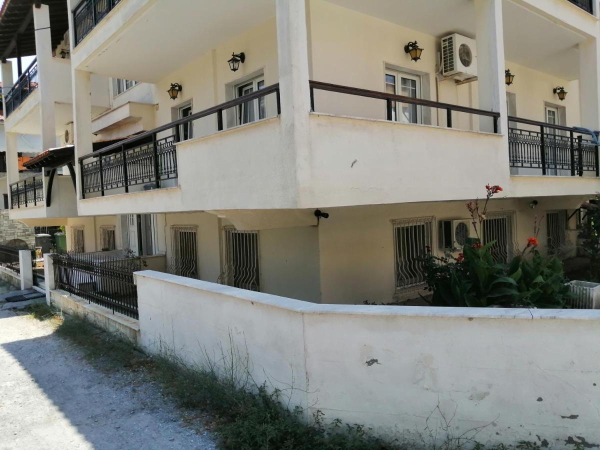 Villa Alexandra Ierissós Exterior foto