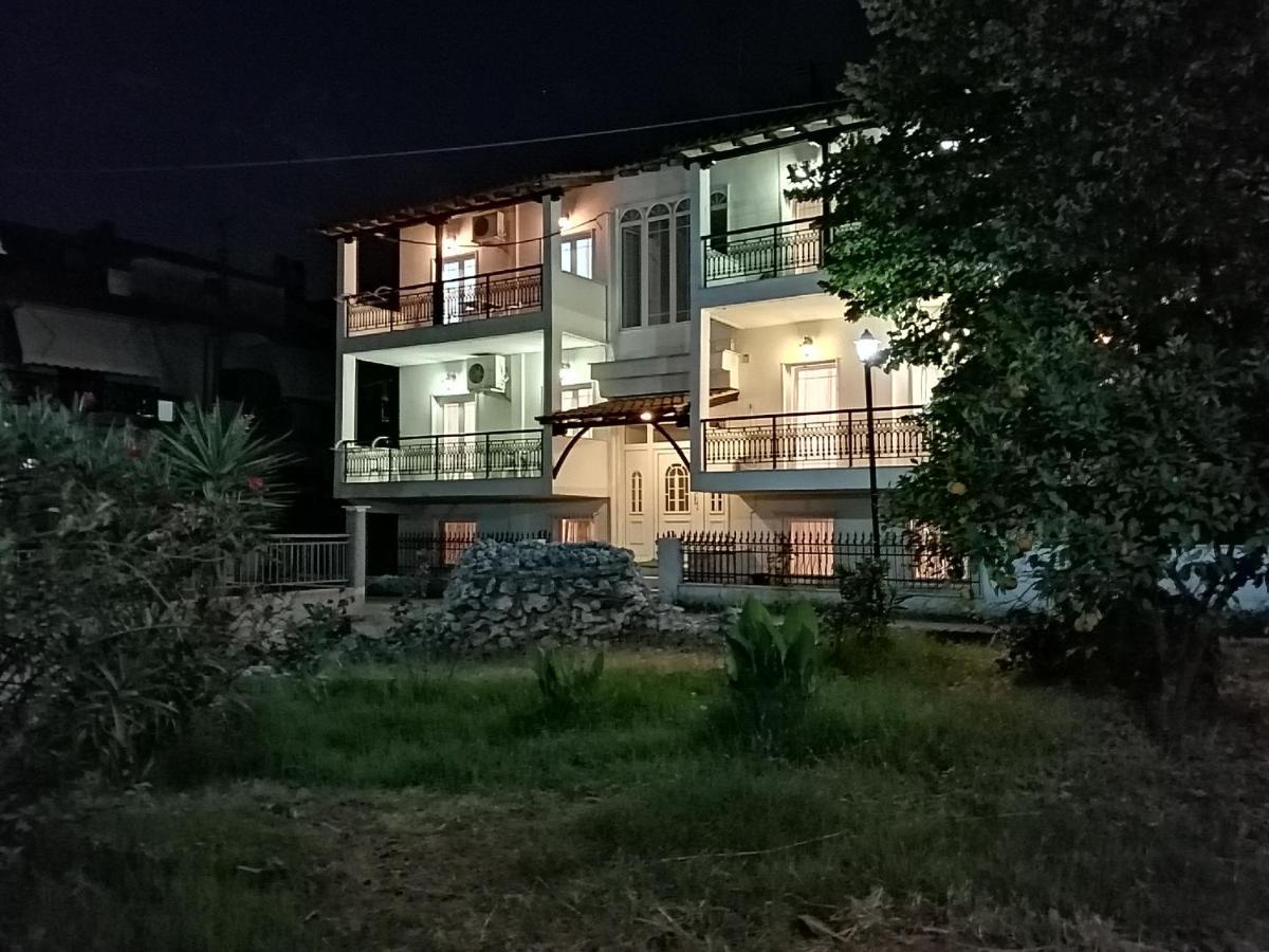 Villa Alexandra Ierissós Exterior foto